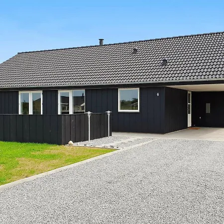 8 Person In Sydals Semesterbostad Nedre Lysabild