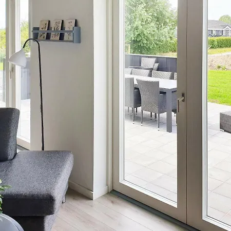 Semesterbostad 8 Person In Sydals Nedre Lysabild